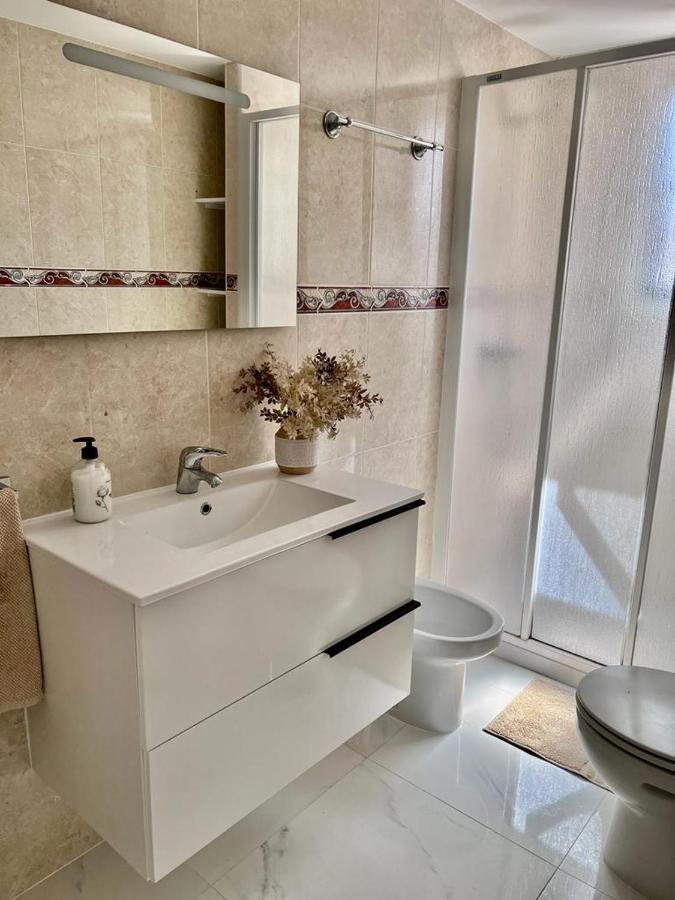 Apartamento Veracruz - Primera Linea De Playa Benidorm Bagian luar foto